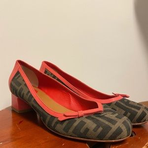 AUTH Fendi kitten heals